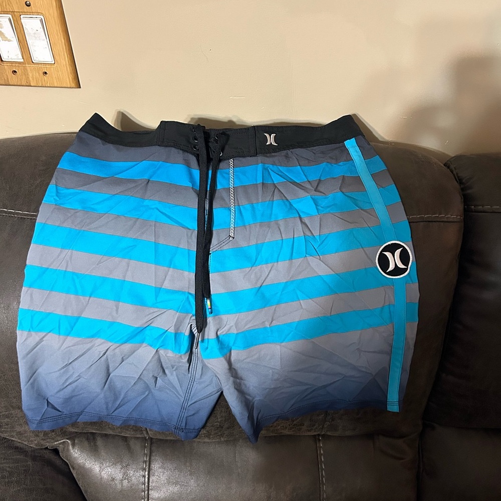 Hurley Phantom Board Shorts Swimming Trunks No Lining Size 31 At Knee Length